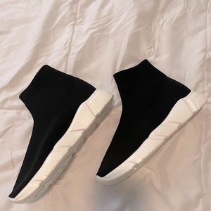 Akira | Azeala Wang Sock Sneakers